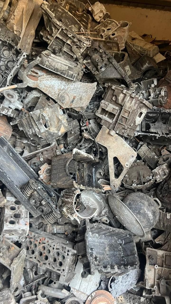 Aluminium engine and gearbox castings